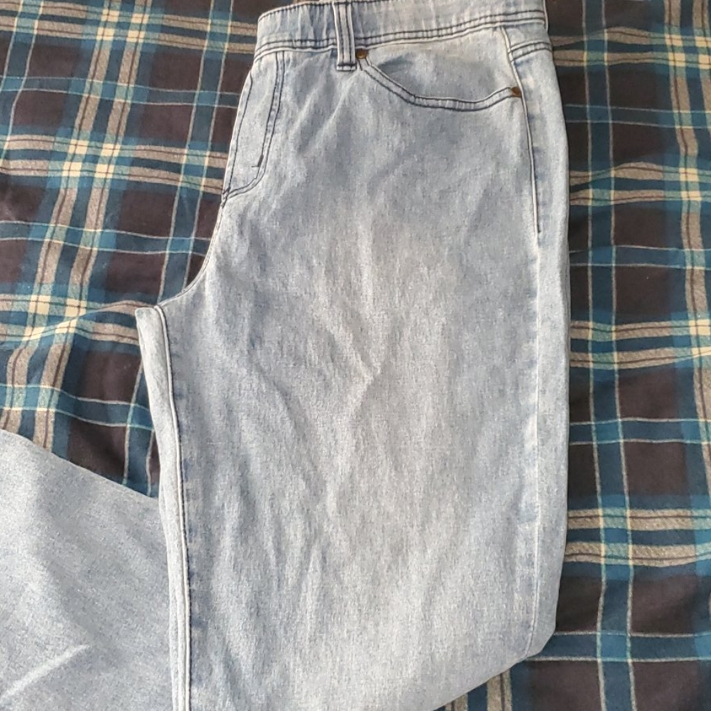 DG jeans women lrg true to size nwot - Picture 2 of 7